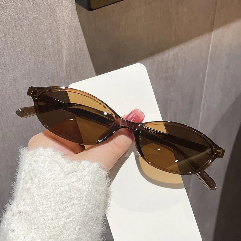 New Retro Sexy Cat Eye Sunglas - Vintage Fashion Girl recensie en prijs