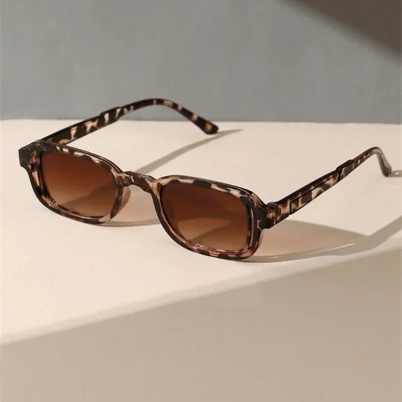 New Rectangle Sunglasses Women - Vintage Fashion Girl recensie en prijs