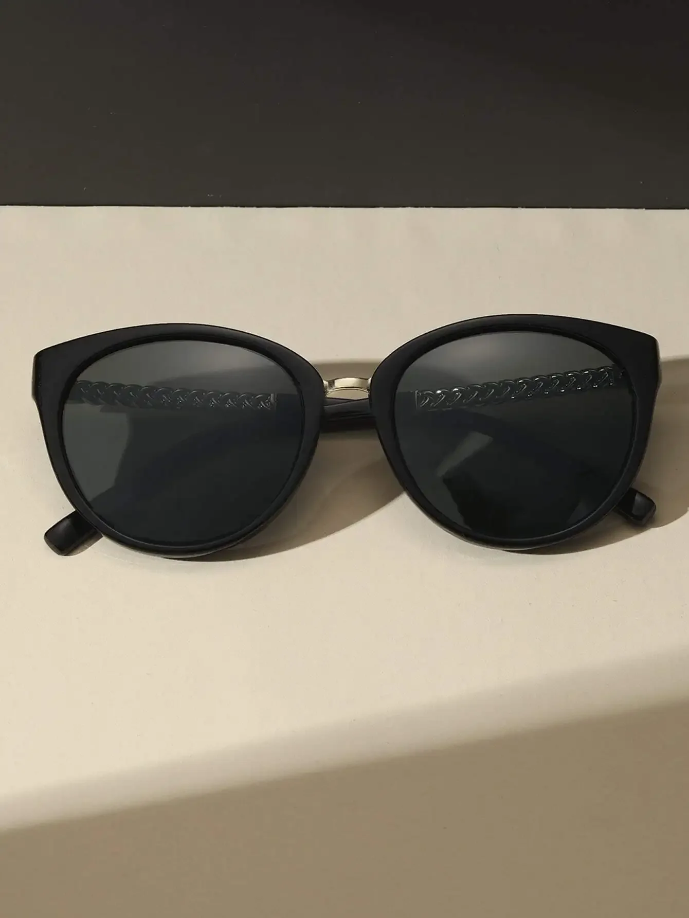1 Pair Women's Cat Eye Tinted  - Vintage Fashion Definition recensie en prijs