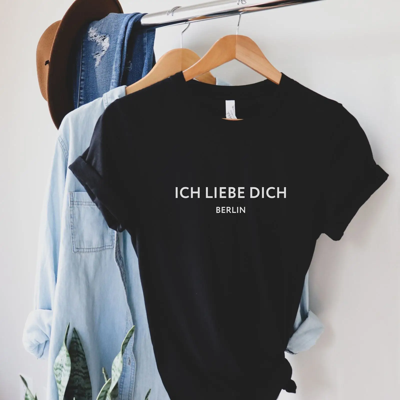 Ich Liebe Dich T Shirt Berlin  - Vintage Fashion Quotes recensie en prijs