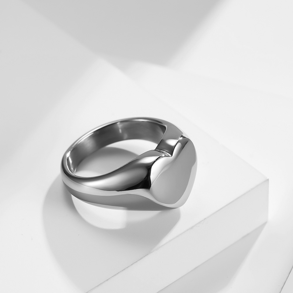 Customized Women Signet Ring C - Vintage Fashion Names recensie en prijs